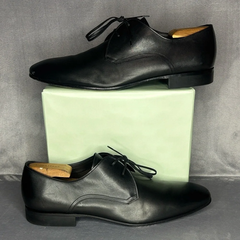 Salvatore Ferragamo Black Oxford Shoes Timeless Elegance Size: 11D